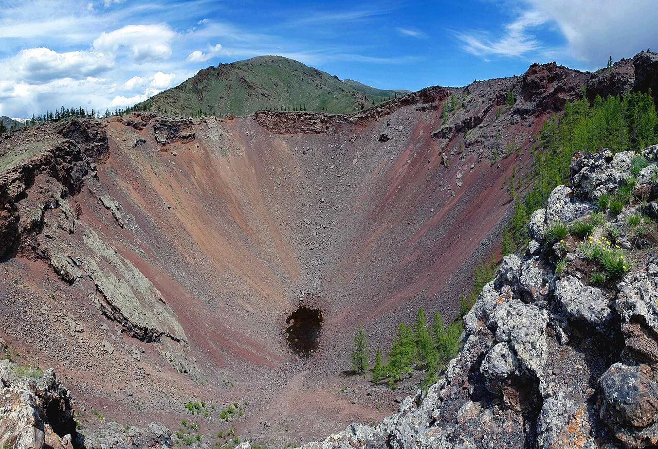Khorgo Volcano