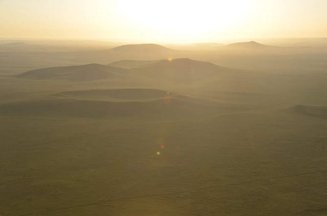 Shiliin Bogd Mountain